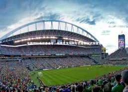 星空体育|马斯切拉诺深感自豪，布斯克茨与阿尔巴告别仪式获赞誉